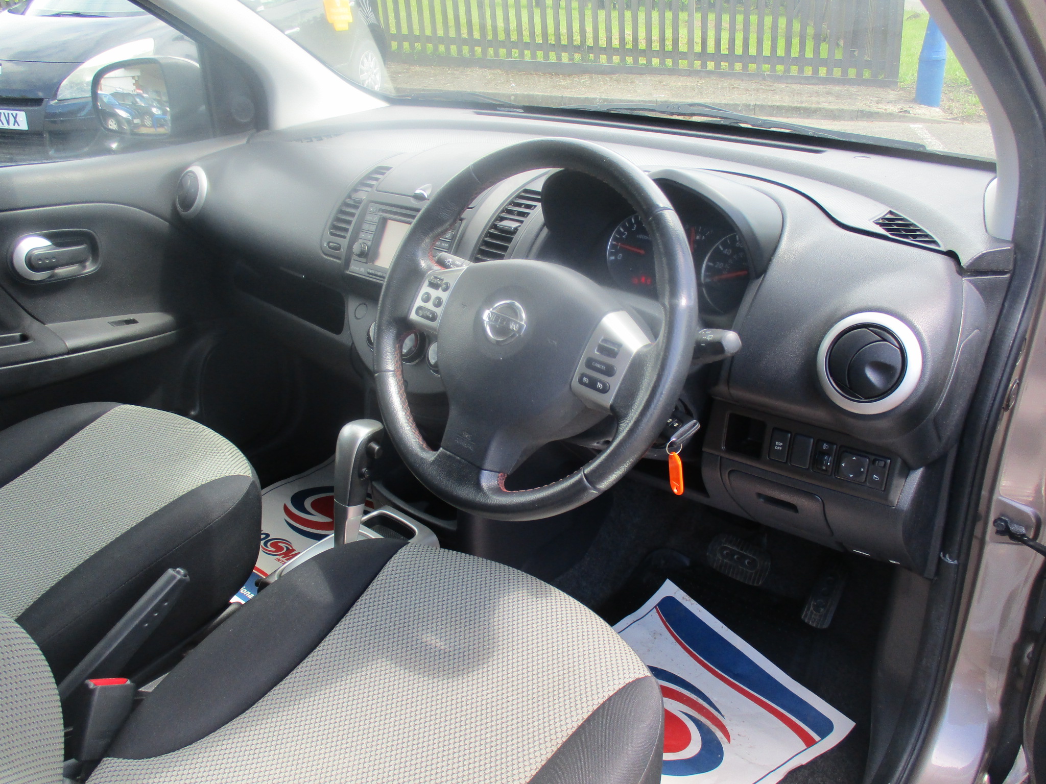 NISSAN NOTE 1.6 16V N-TEC (AUTO) 2011